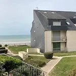 25 M De La - Front De - Vue Jardin Apartmán