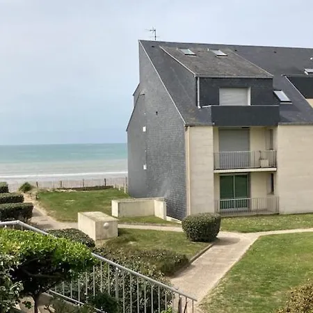 25 M De La - Front De - Vue Jardin Apartament